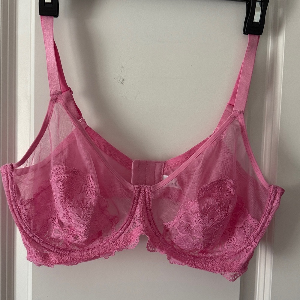 SHECURVE  brand minimizer bra. Hot pink with underwire. Adjustable strap